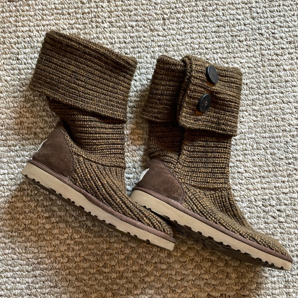 UGG Cardy Brown winter boot